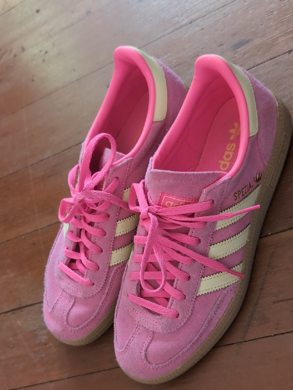 Adidas Neon Pink Yellow Spezial Women's 8 Sneaker Shoes